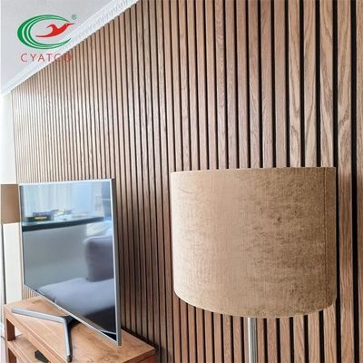 Natuurlijke het Accentmuur van het Eiken Houtlatje Vuurvast voor Zaal Decoratie